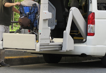 無料送迎を実施